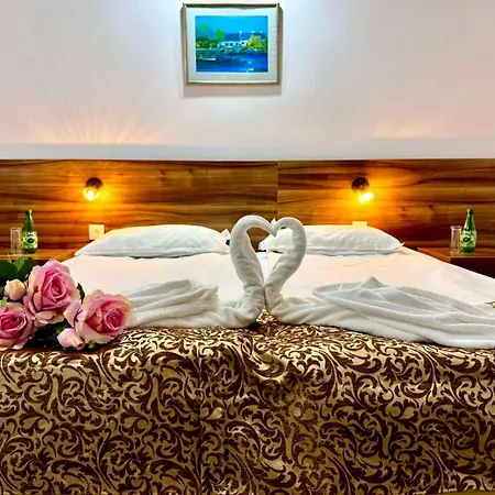 Hotel de apartamente Aпарт добруджа *